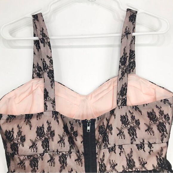 Twenty One 2000's Black Lace Romantic Ruffle Bustier Camisole Retro Tank Blouse - Picture 8 of 16